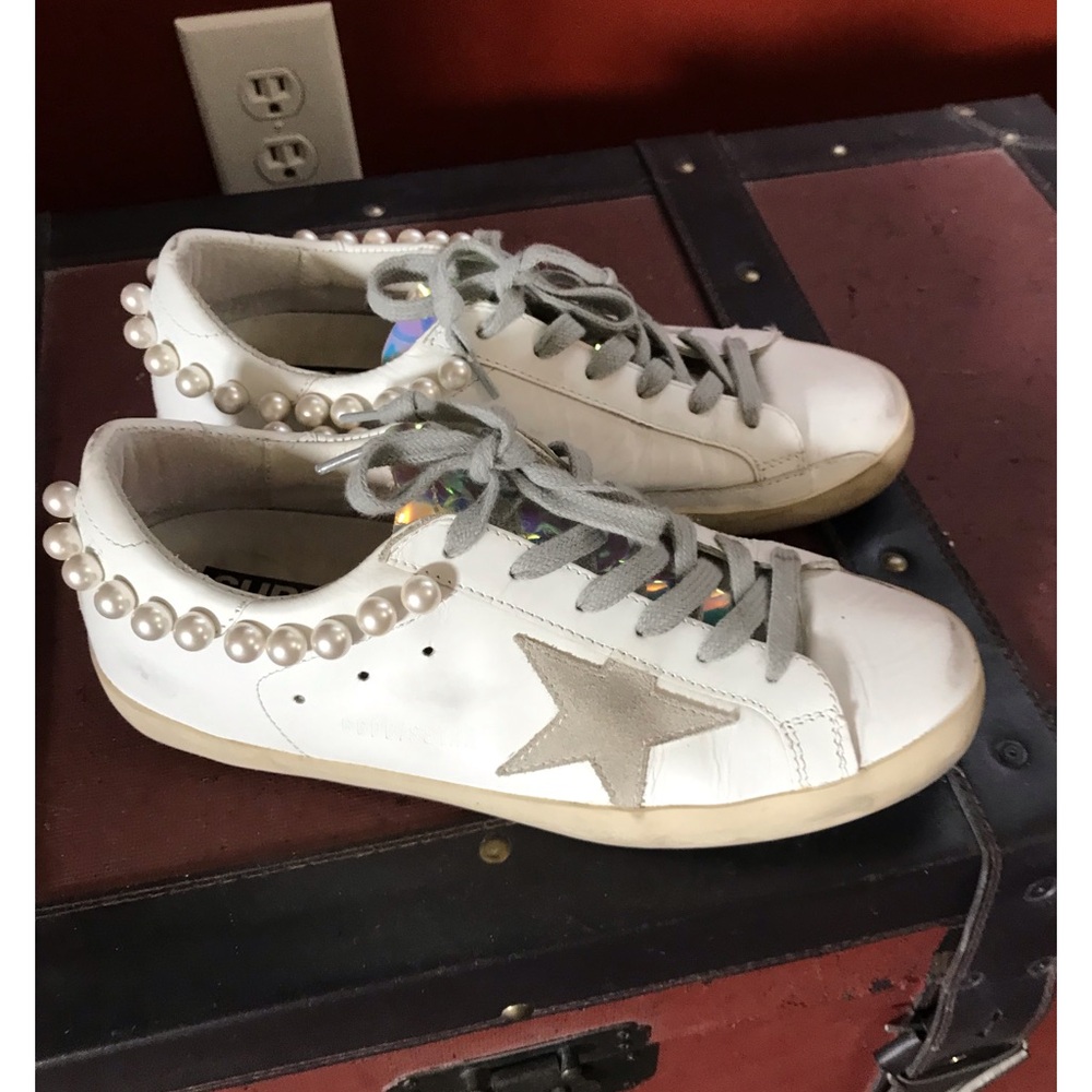 🏇 Golden Goose Superstar Faux Pearl-Trim Leather Sneakers